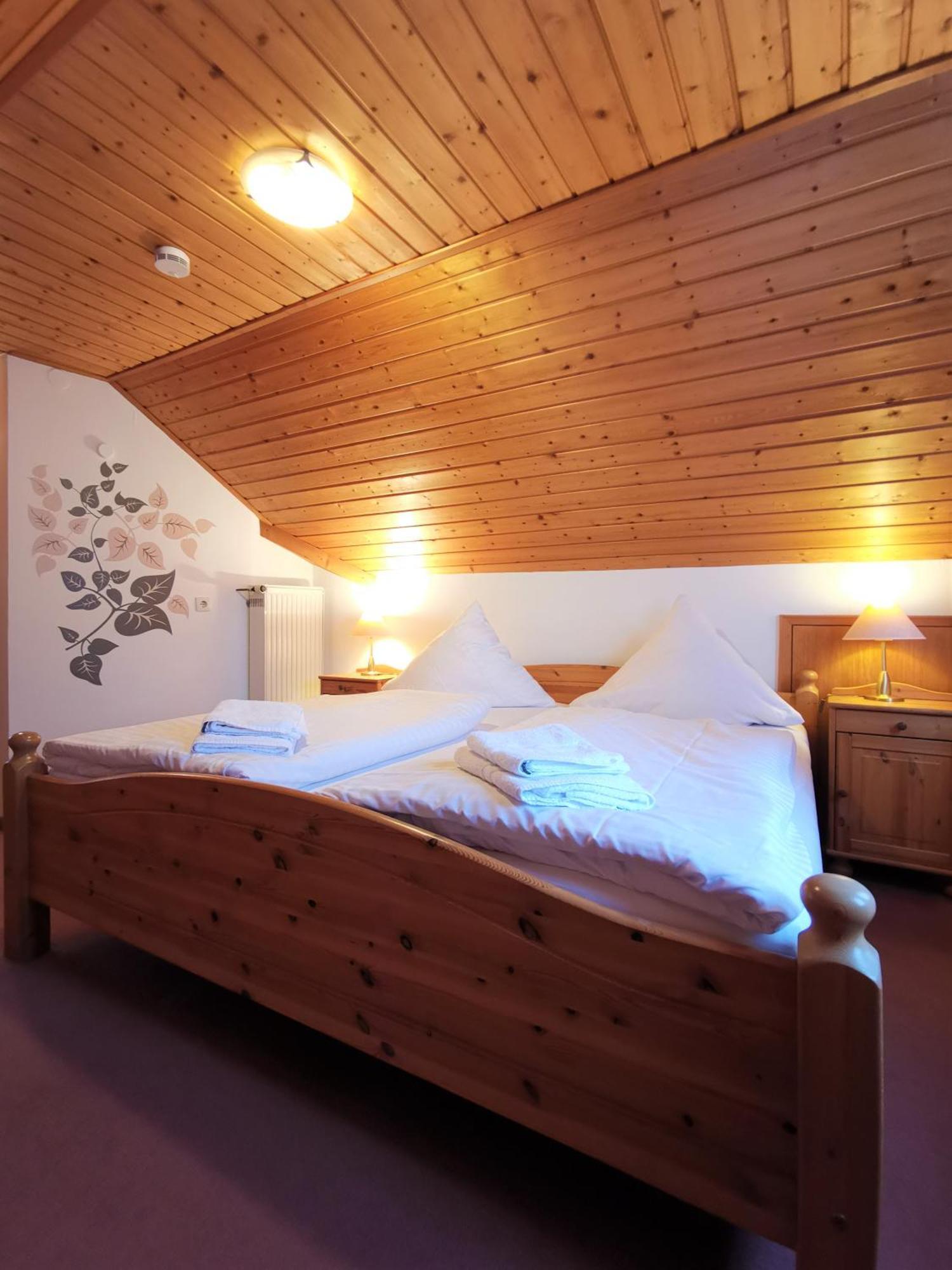 Hotel Ursula Garni 3*