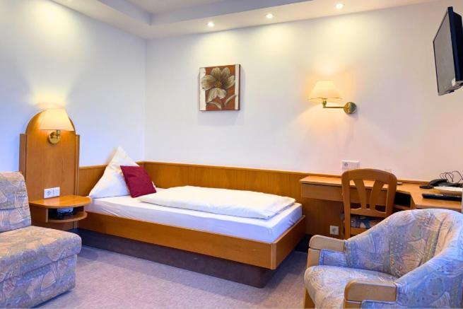Hotel Ursula Garni 3*