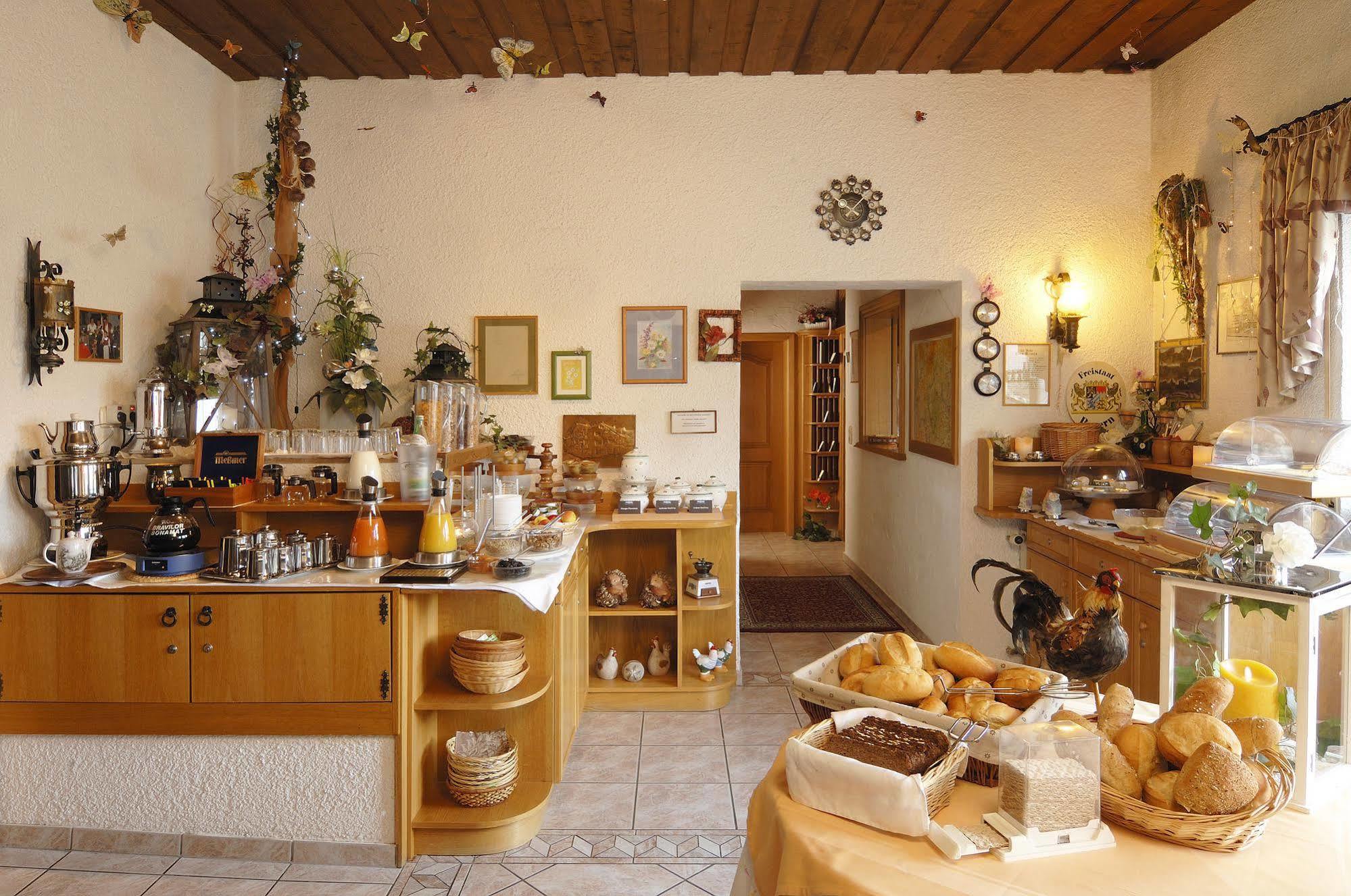 Hotel Ursula Garni